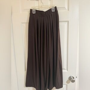 Uniqlo Brown pleated wide leg pants